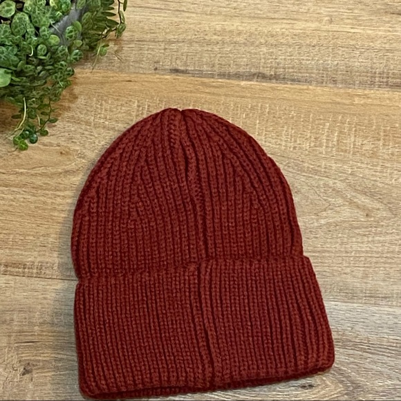 Goodthreads Beanie Wine Red - Picture 2 of 3